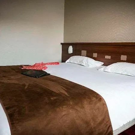 Brit Le Castel Hotel 3*
